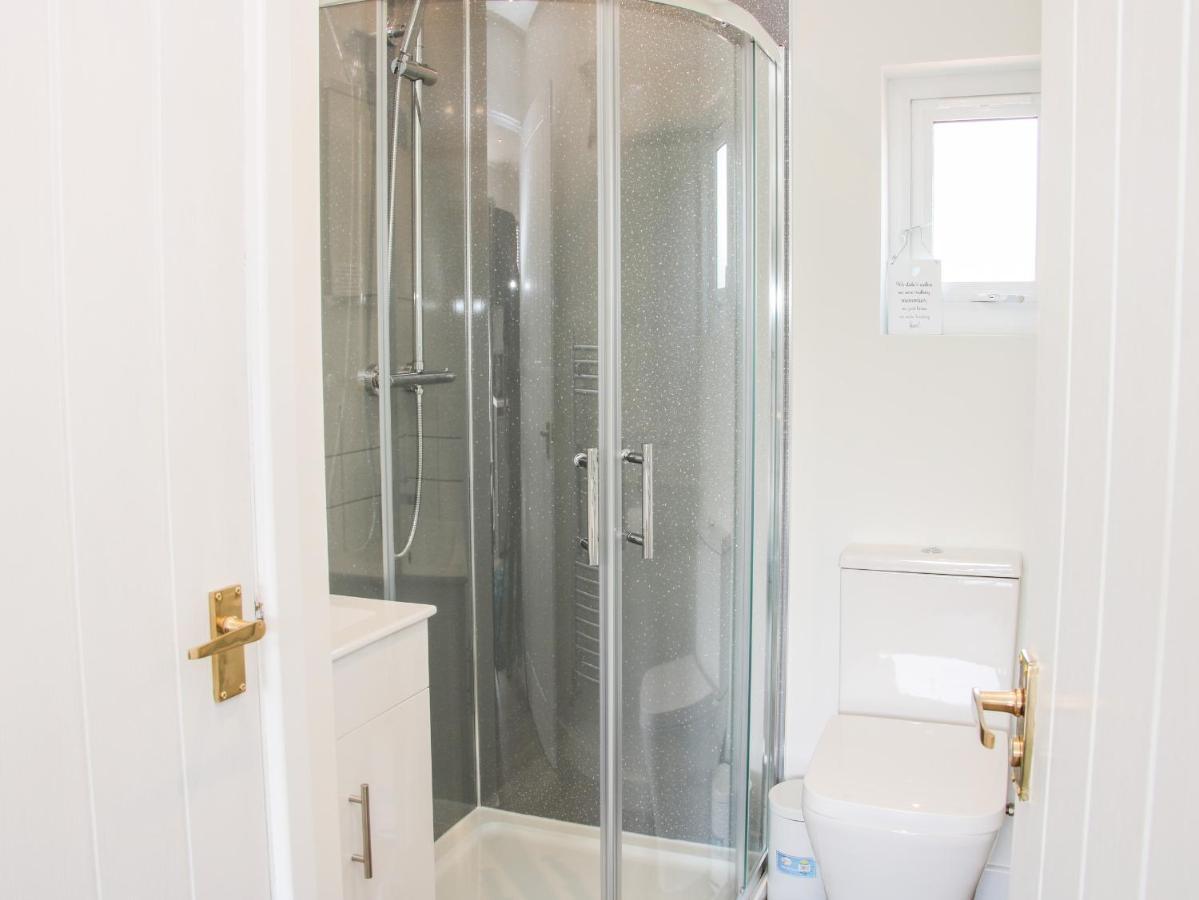 Villa Oakleigh Llanymynech Esterno foto